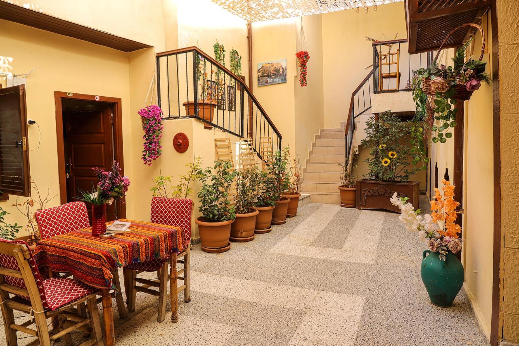 Sirvani Konagi Gaziantep Luaran gambar